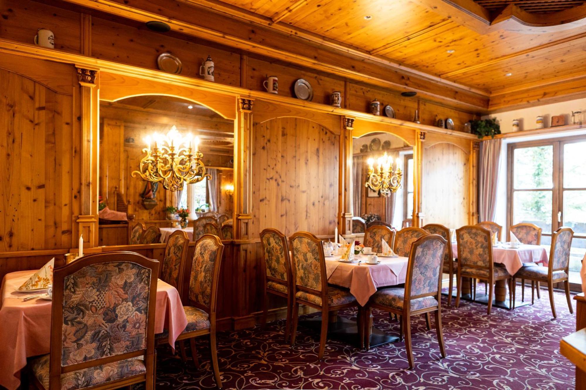 Alpenhotel Pfaffenwinkel Peiting Exterior foto